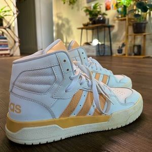 Addidad high tops womens size 8. Lightly used. Minor wear signs.